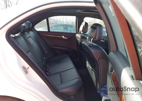 2014 Mercedes-Benz C-Class C 250 Sport из США, поврежденный, VIN WDDGF4HB5EG253846